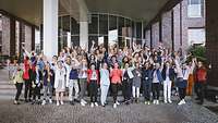 Gruppenfoto Business Women vor der IHK in Lübeck 